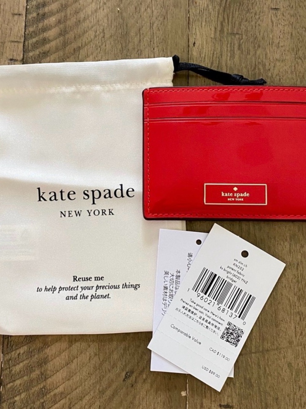Kate Spade New York Bridget Red card case ! *NWT includes dust bag !